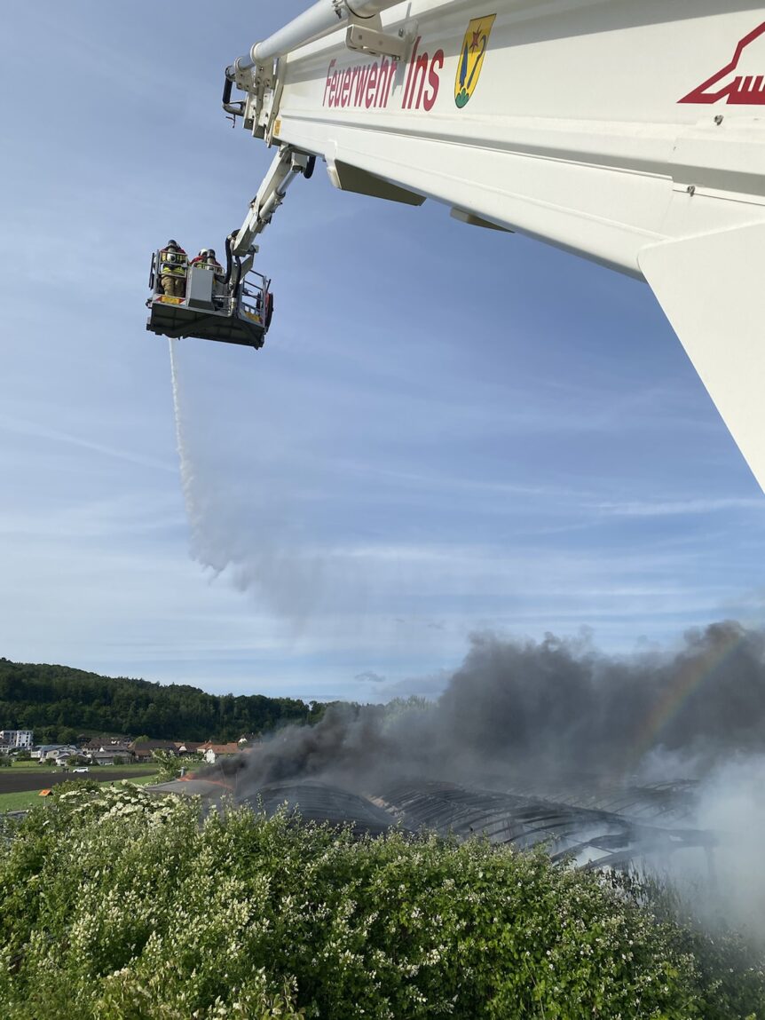 26.05.2025 Brand Gewächshaus in Gampelen