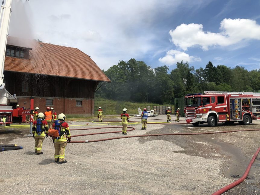 Einsatzübungen der Feuerwehr Ins vom 26.06.2021